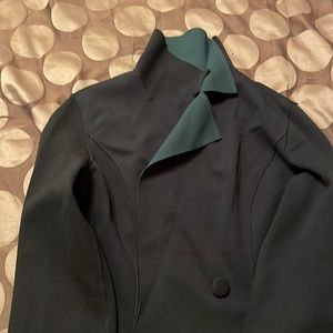 Beautiful SaraFlora Black and Hunter Green swing coat.  Size S